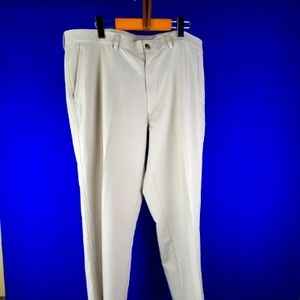 #77 Haggar mans pants size 40x30